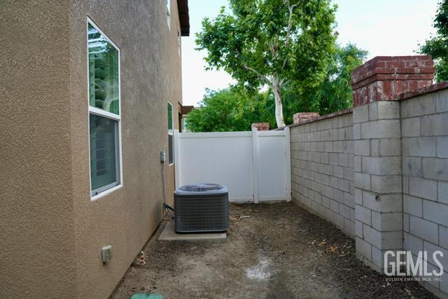 8214 Prentice Hall Drive — photo 28