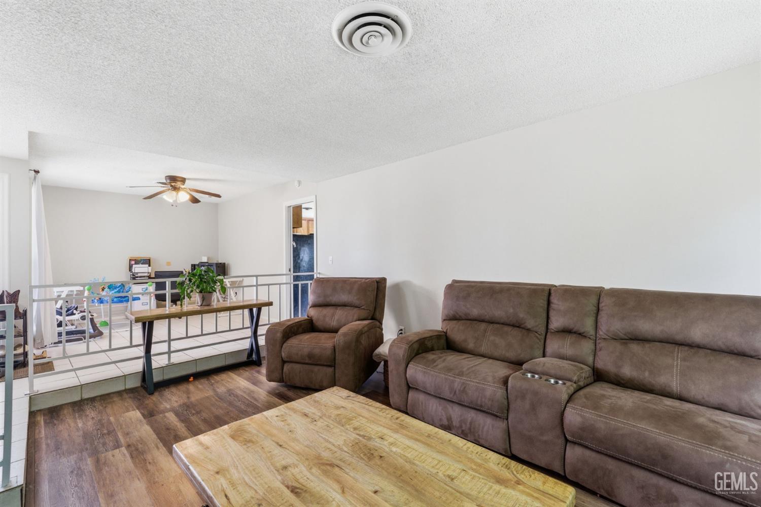 4200 Orinda Way — photo 7