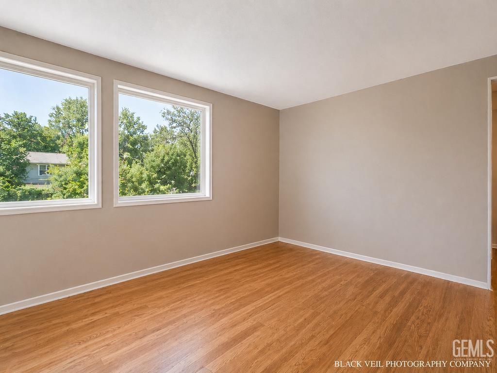511 Oildale Drive — photo 13