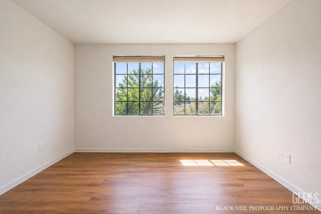 511 Oildale Drive — photo 9