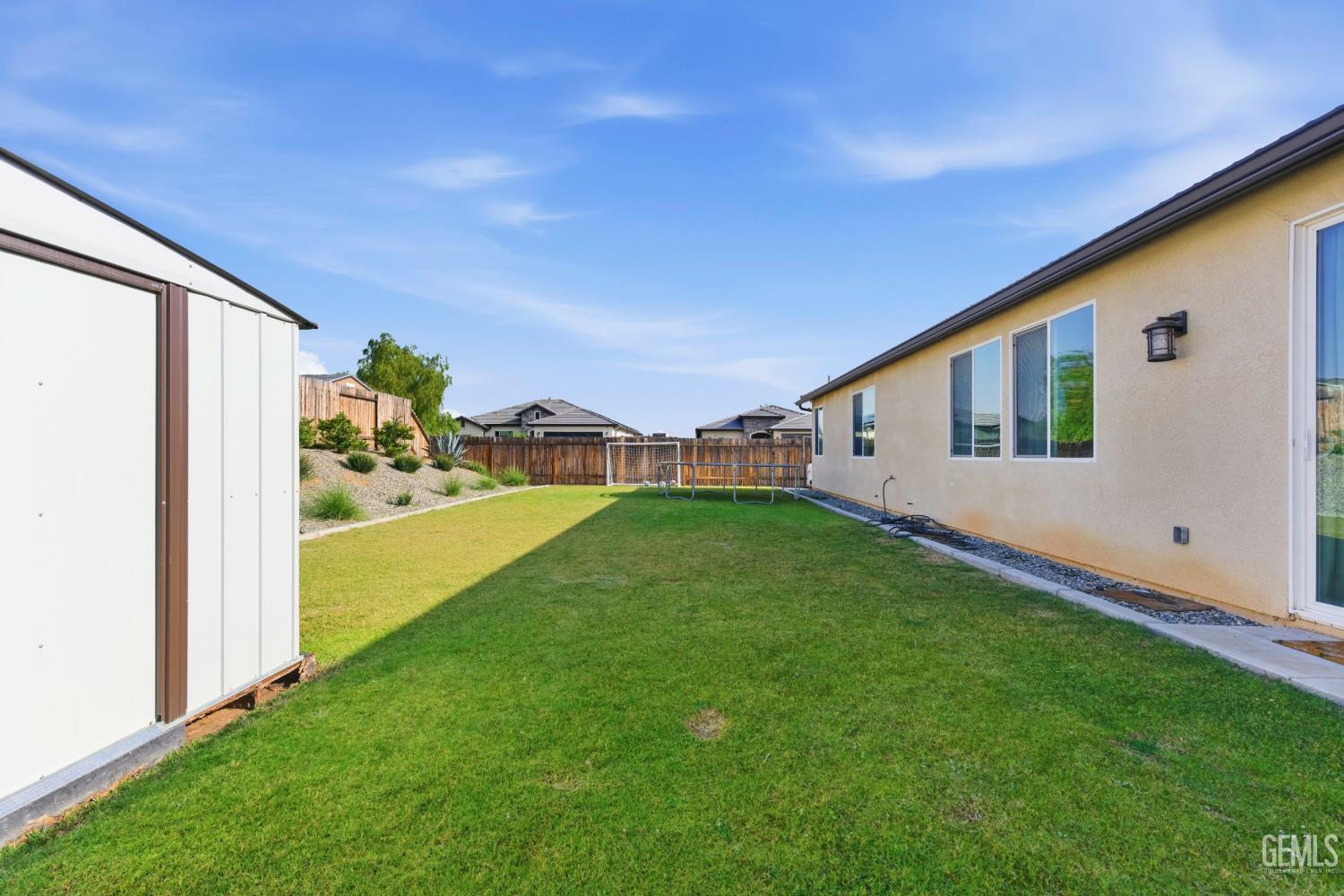 5206 Anaconda Avenue — photo 31