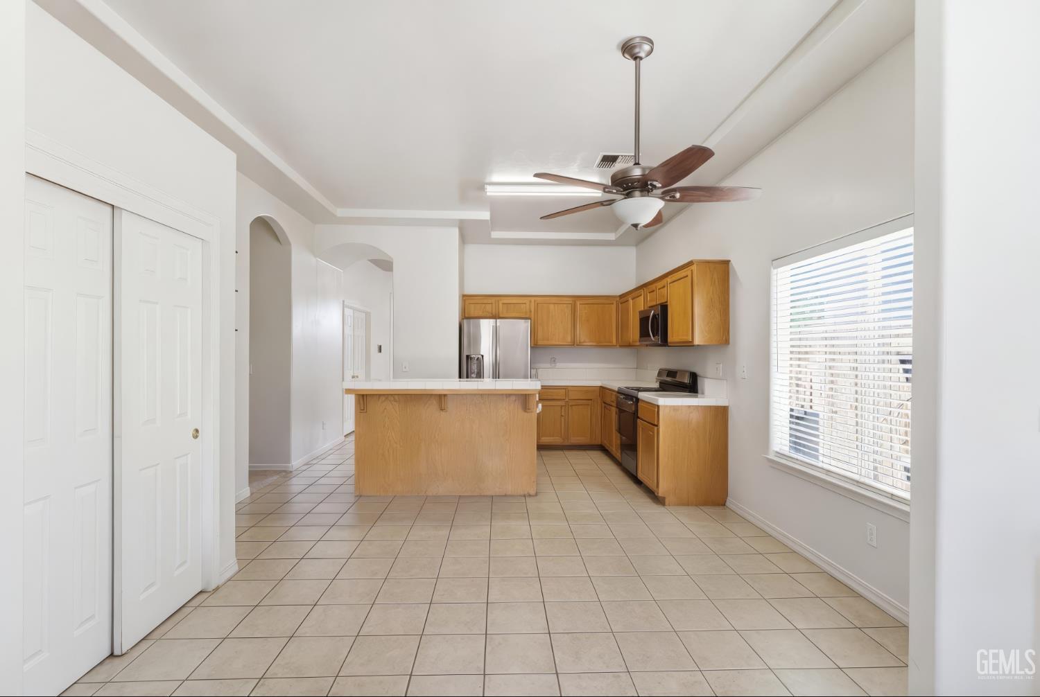 2415 Macau Street — photo 7