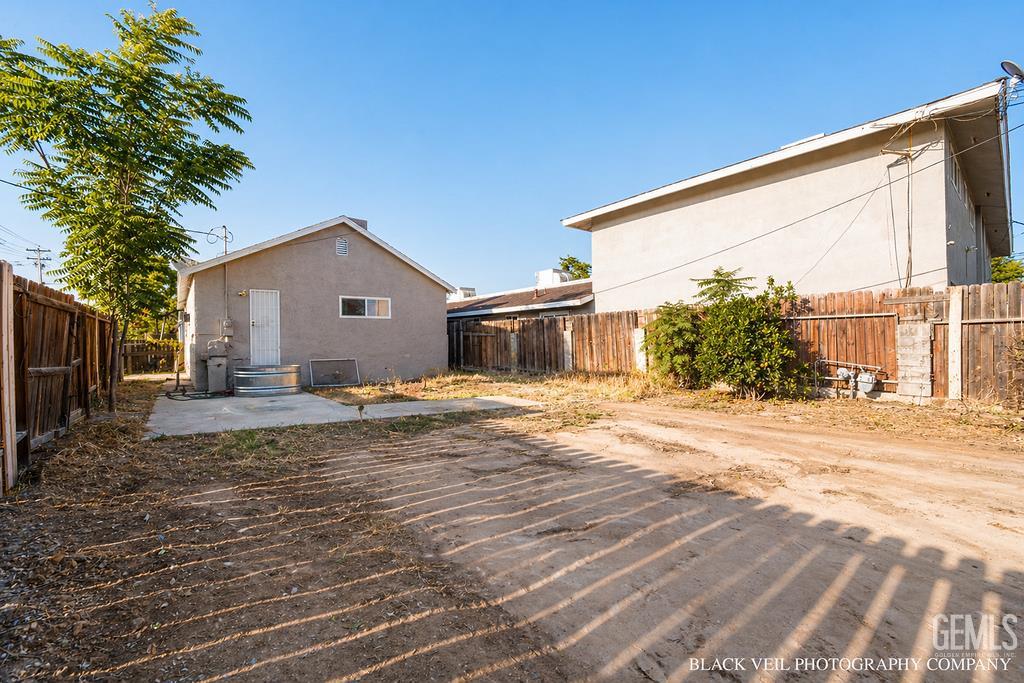 129 Wilson Avenue — photo 15