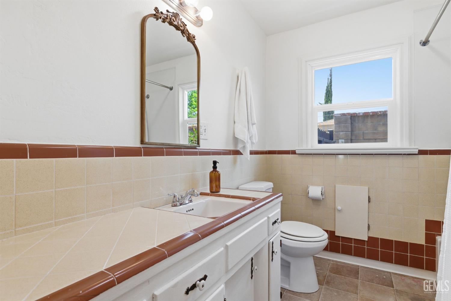 2228 Avondale Drive — photo 37