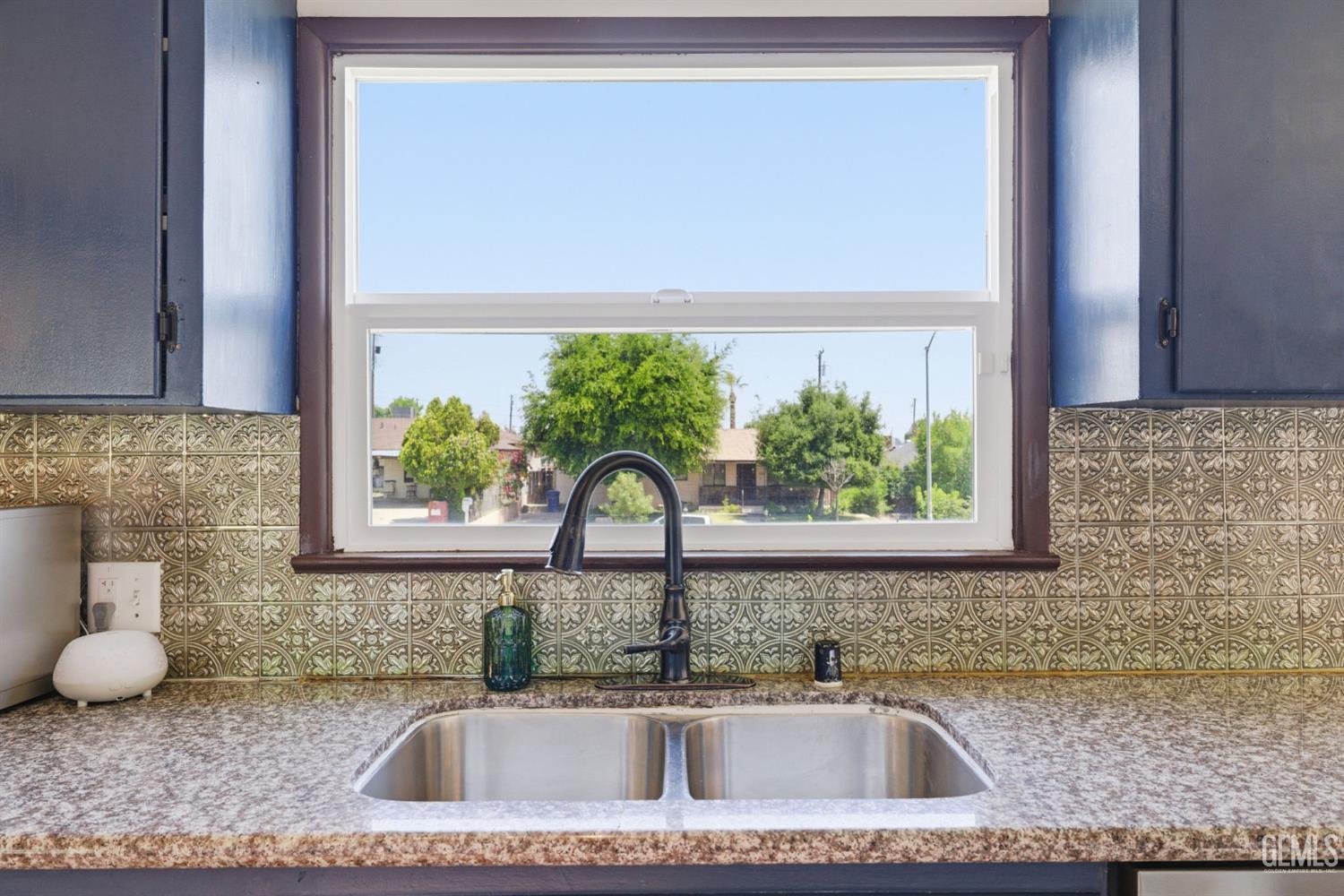 2228 Avondale Drive — photo 12