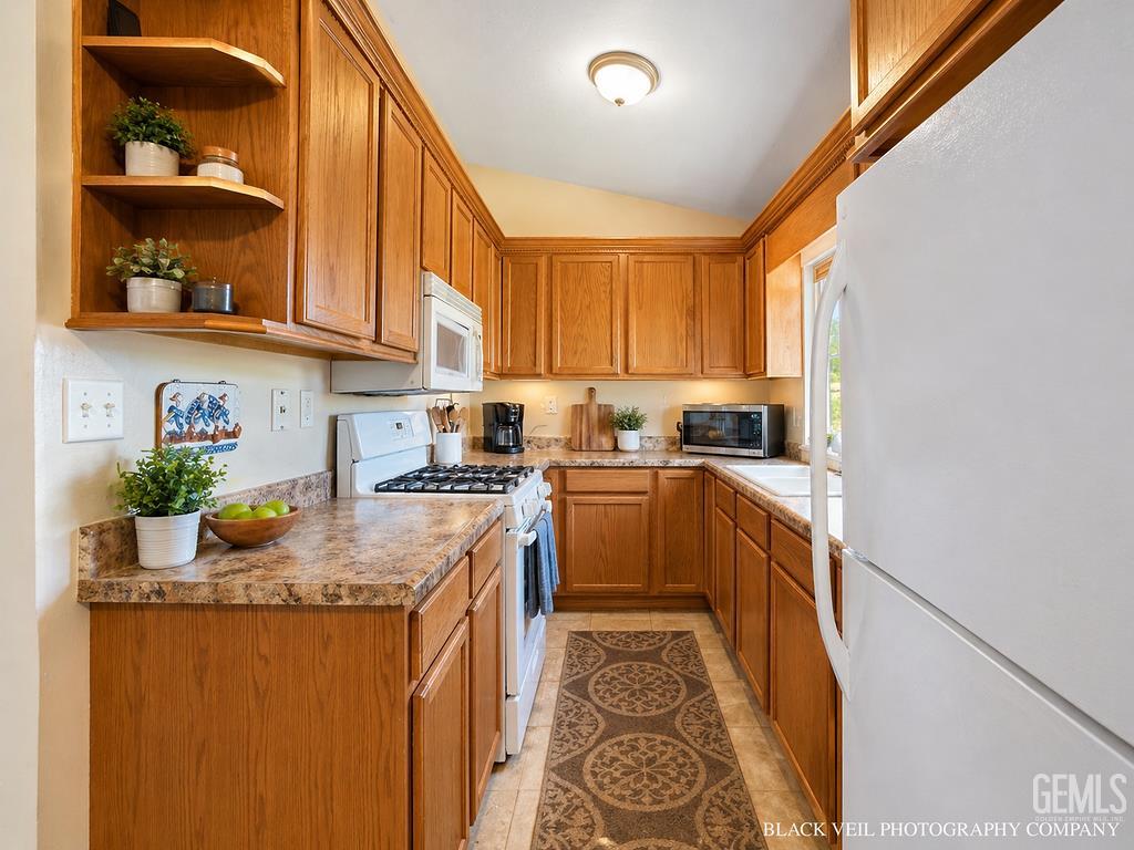 322 Wilson Avenue — photo 9