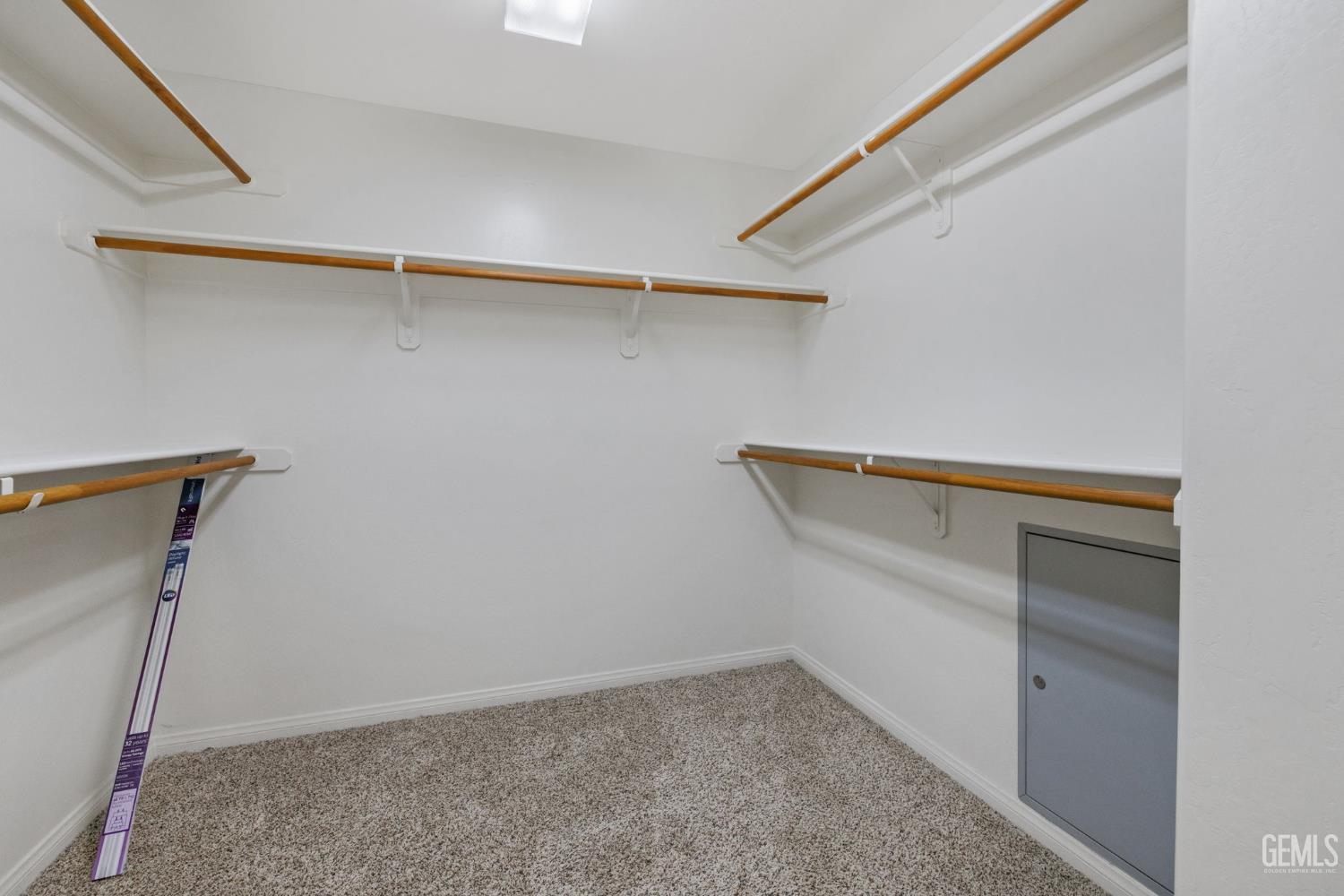 8214 Prentice Hall Drive — photo 16
