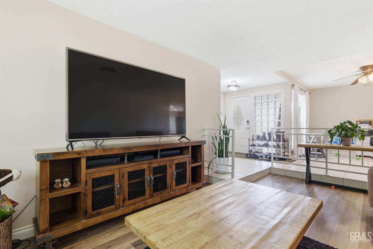 4200 Orinda Way — photo 6