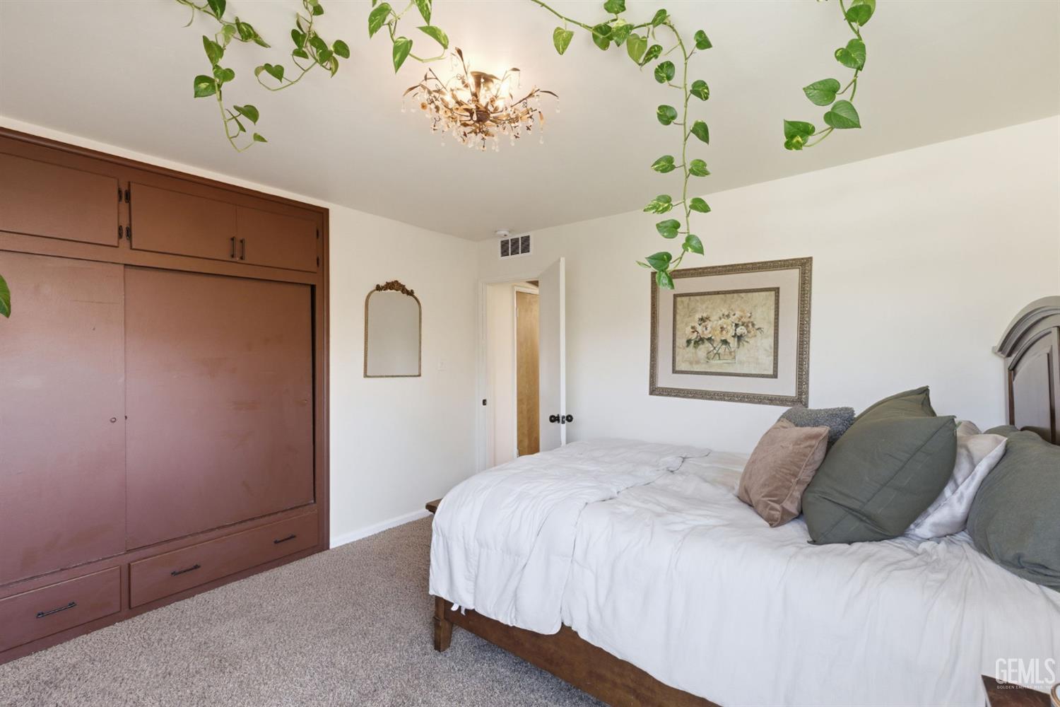2228 Avondale Drive — photo 41