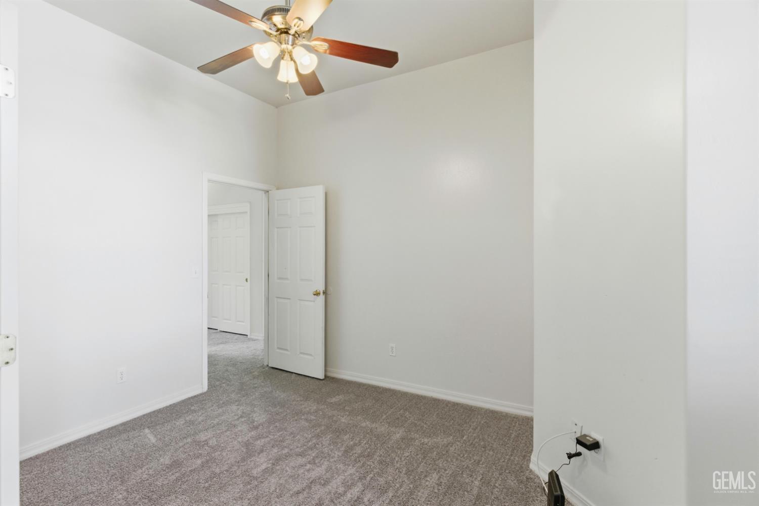 2415 Macau Street — photo 18