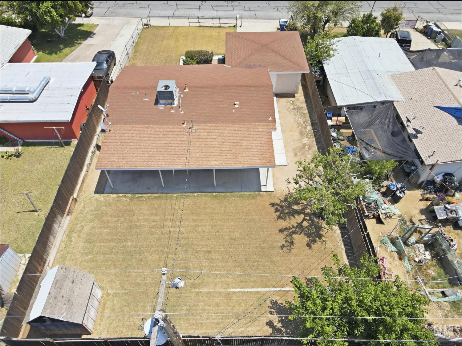 2540 Lynwood Street — photo 26