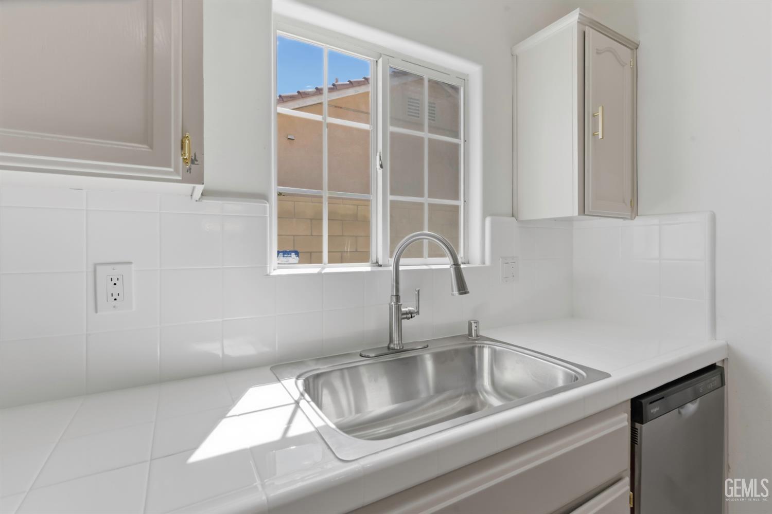 3217 Sierra Meadows Drive — photo 18
