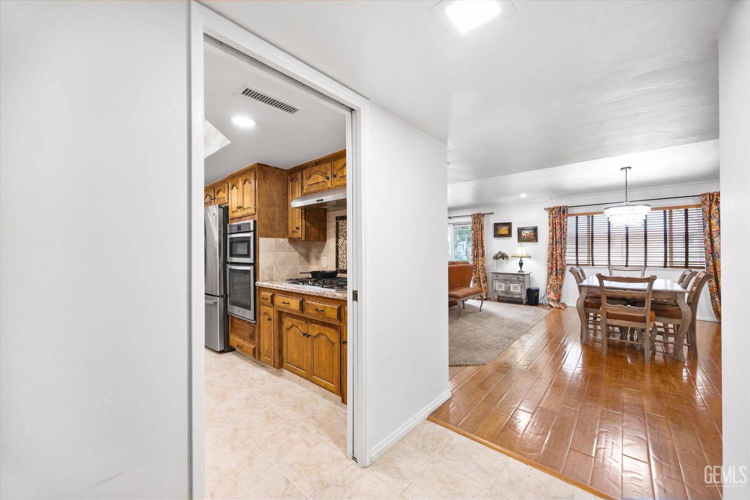 7008 Hooper Avenue — photo 18