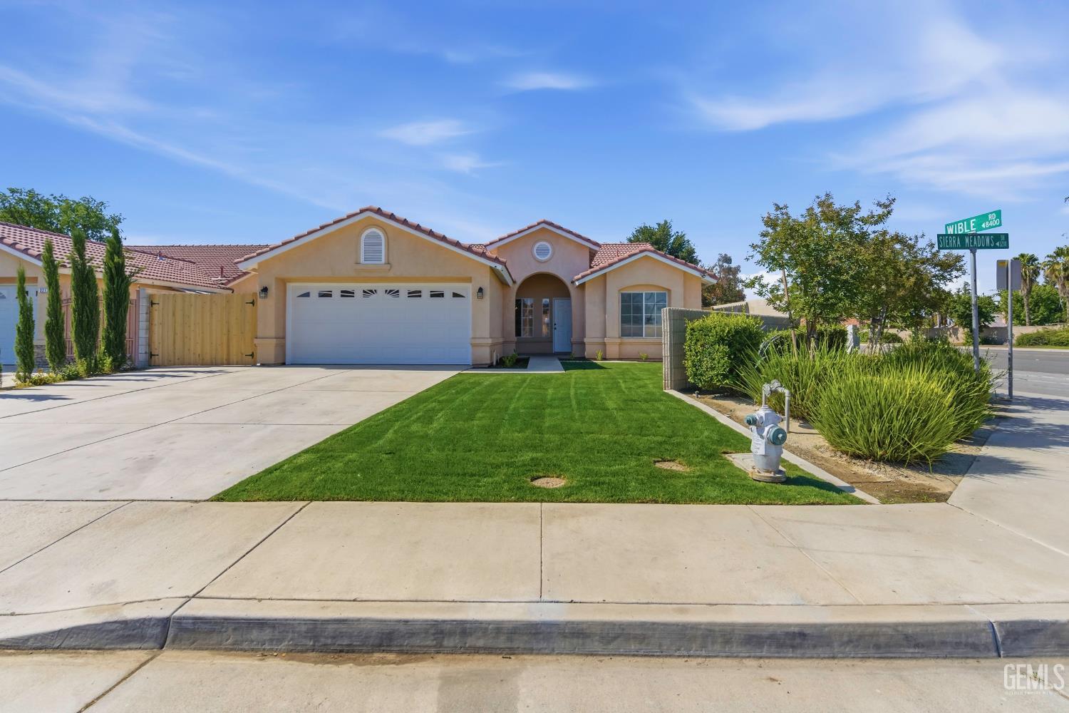 3217 Sierra Meadows Drive — photo 2