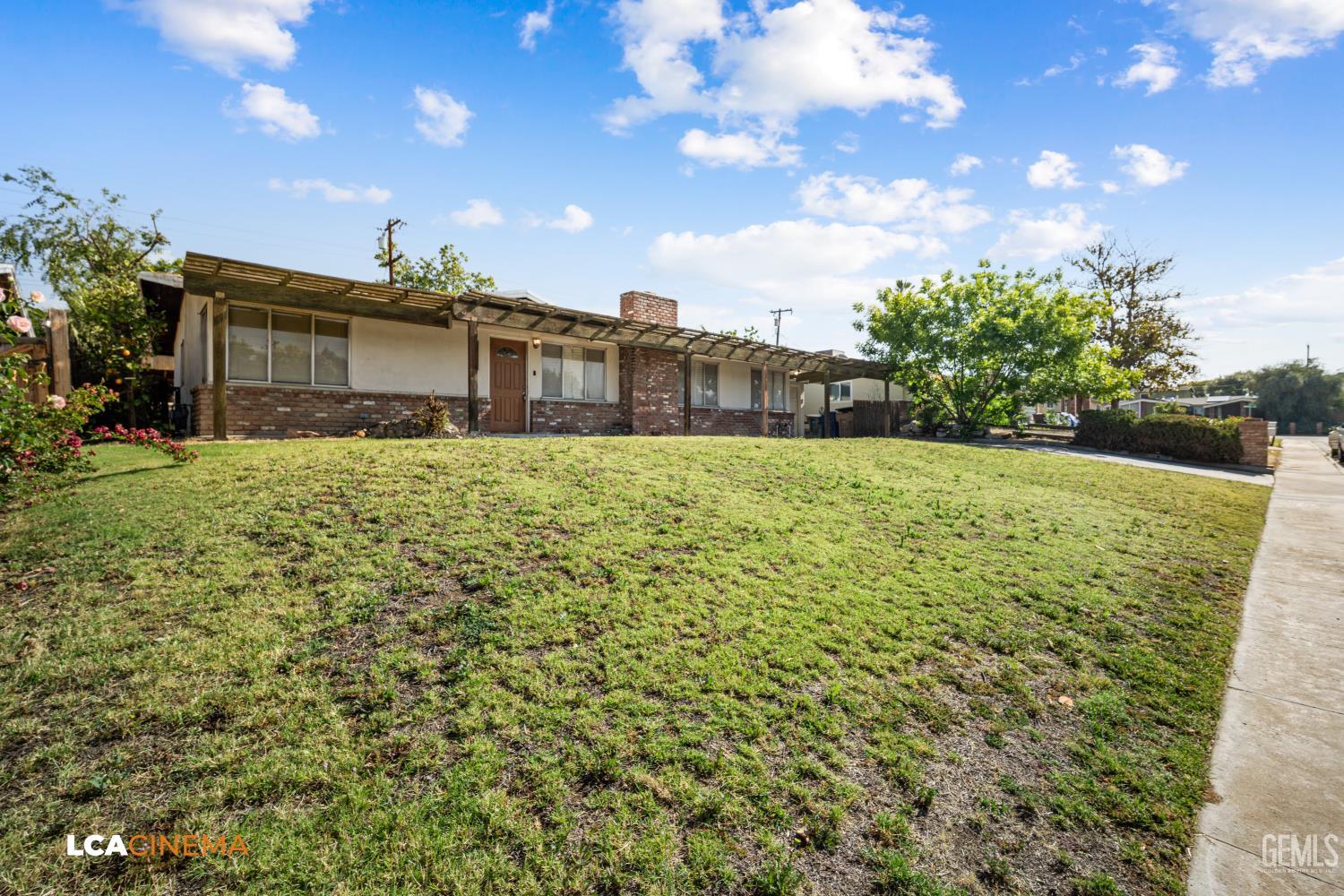 2906 Blade Avenue — photo 3