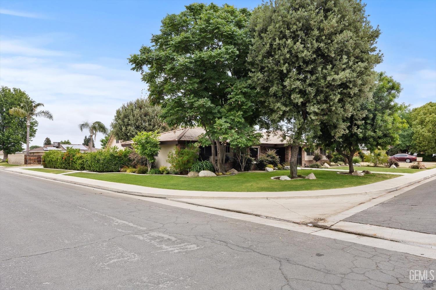 7008 Hooper Avenue — photo 12