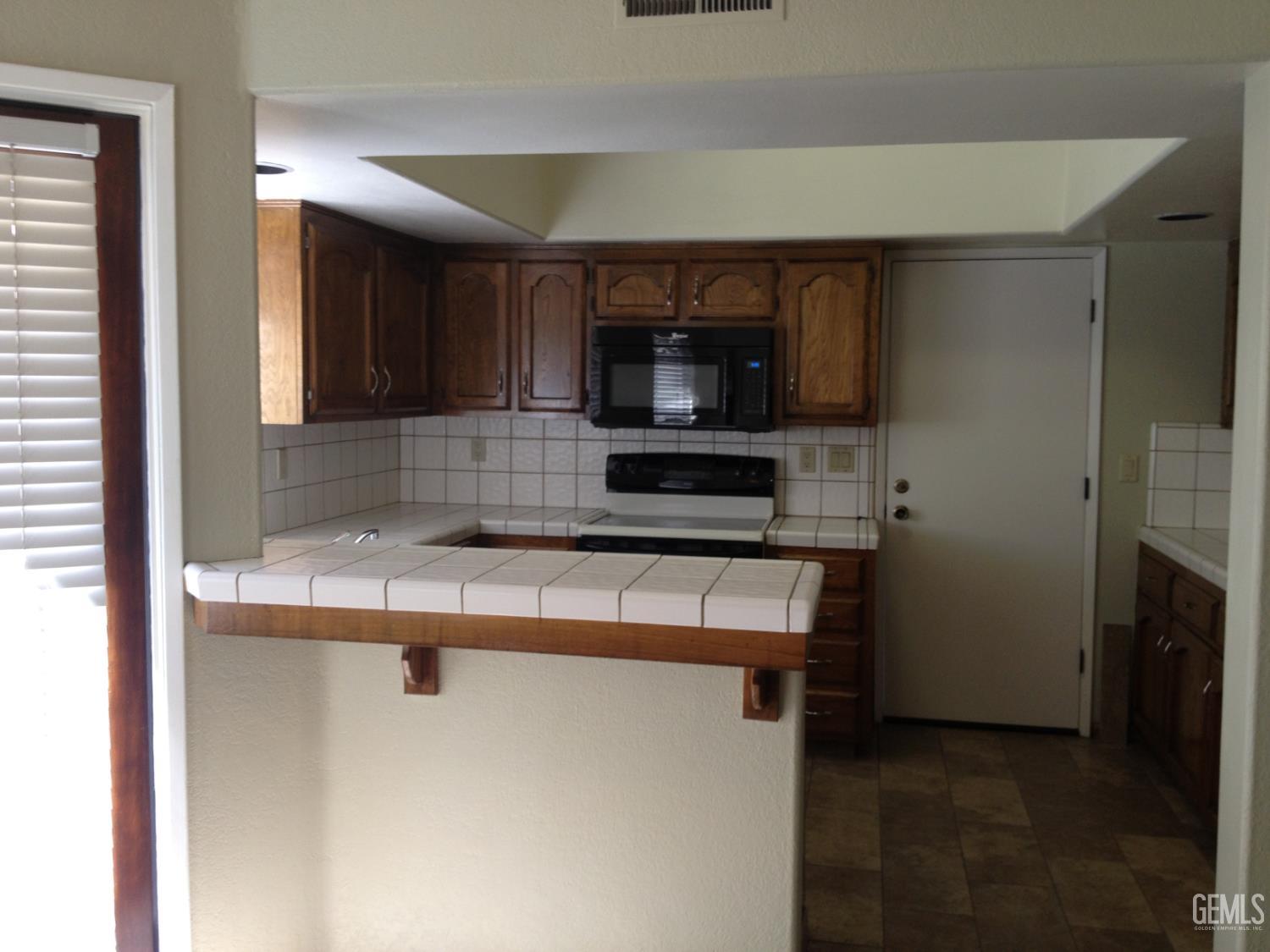 8013 Chaucer Street — photo 5