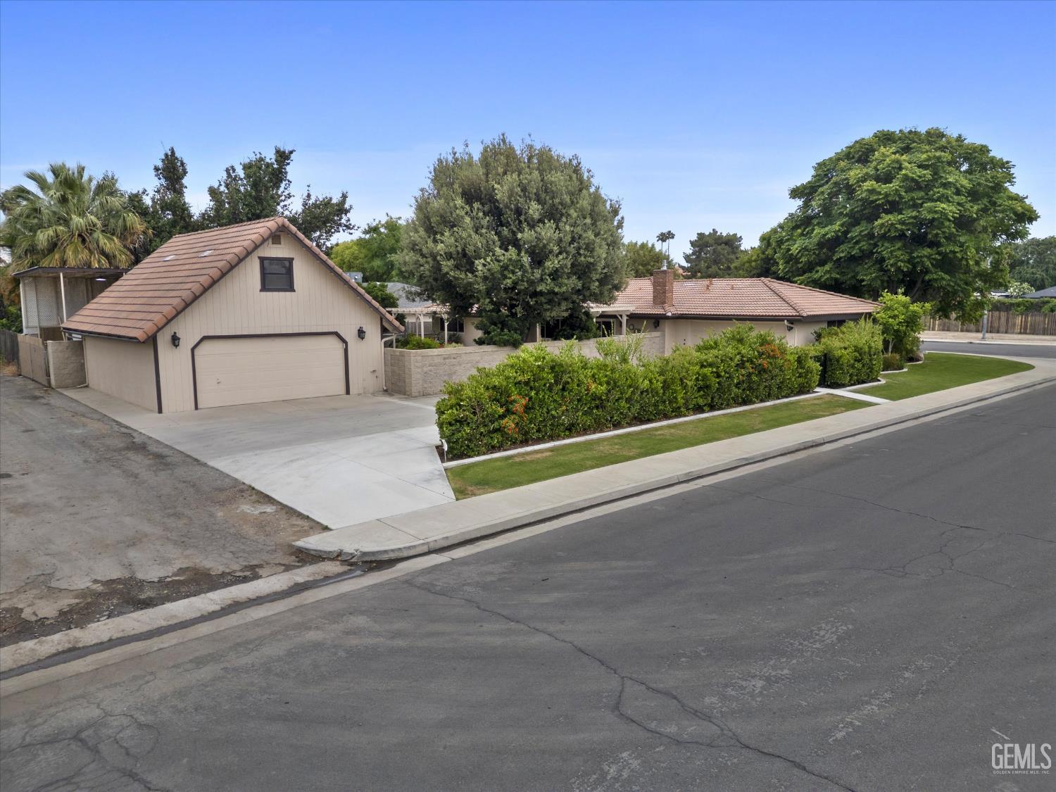 7008 Hooper Avenue — photo 9
