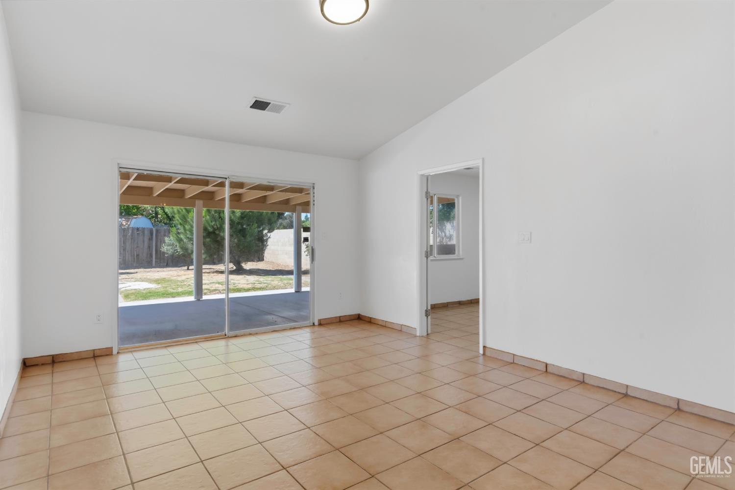 3217 Sierra Meadows Drive — photo 8