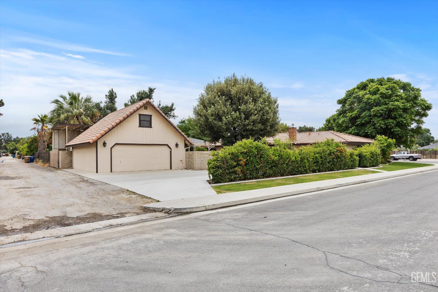 7008 Hooper Avenue — photo 14