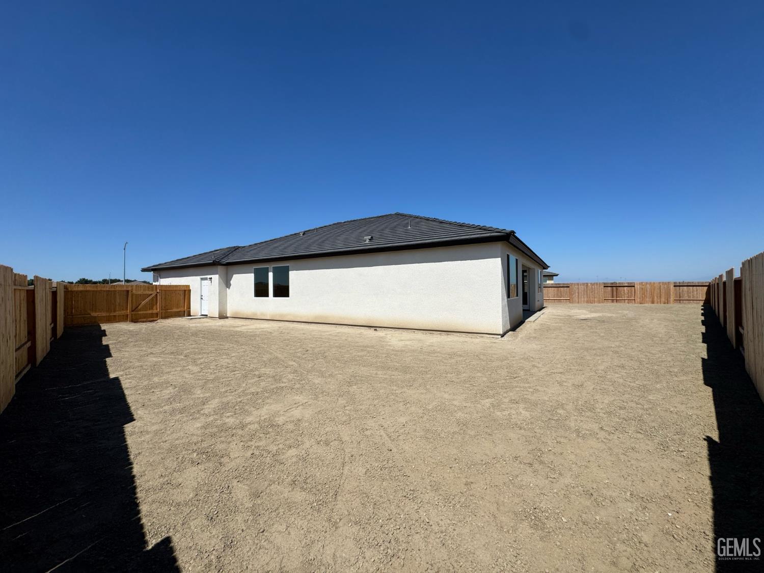 11001 Quentari Avenue — photo 9