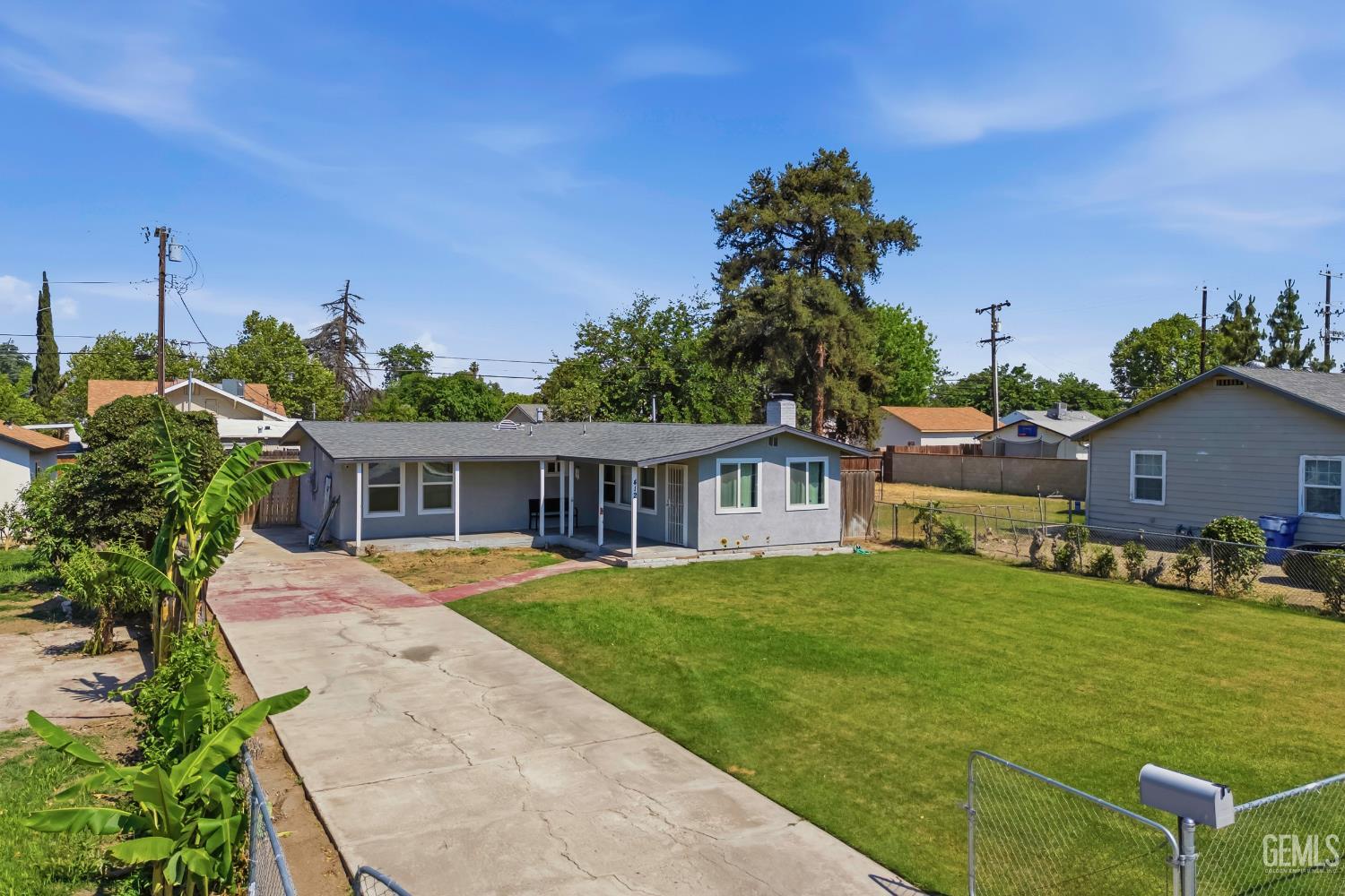 412 Olive Street, Bakersfield, CA 93304 — photo 3
