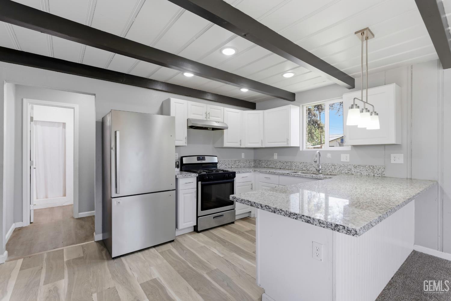 412 Olive Street, Bakersfield, CA 93304 — photo 11