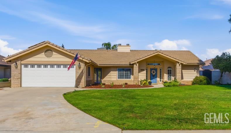 Single Family Residence in Bakersfield