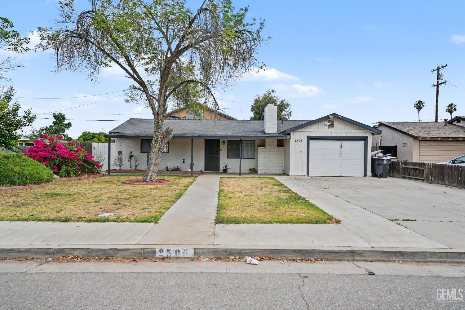 2505 Valorie Avenue