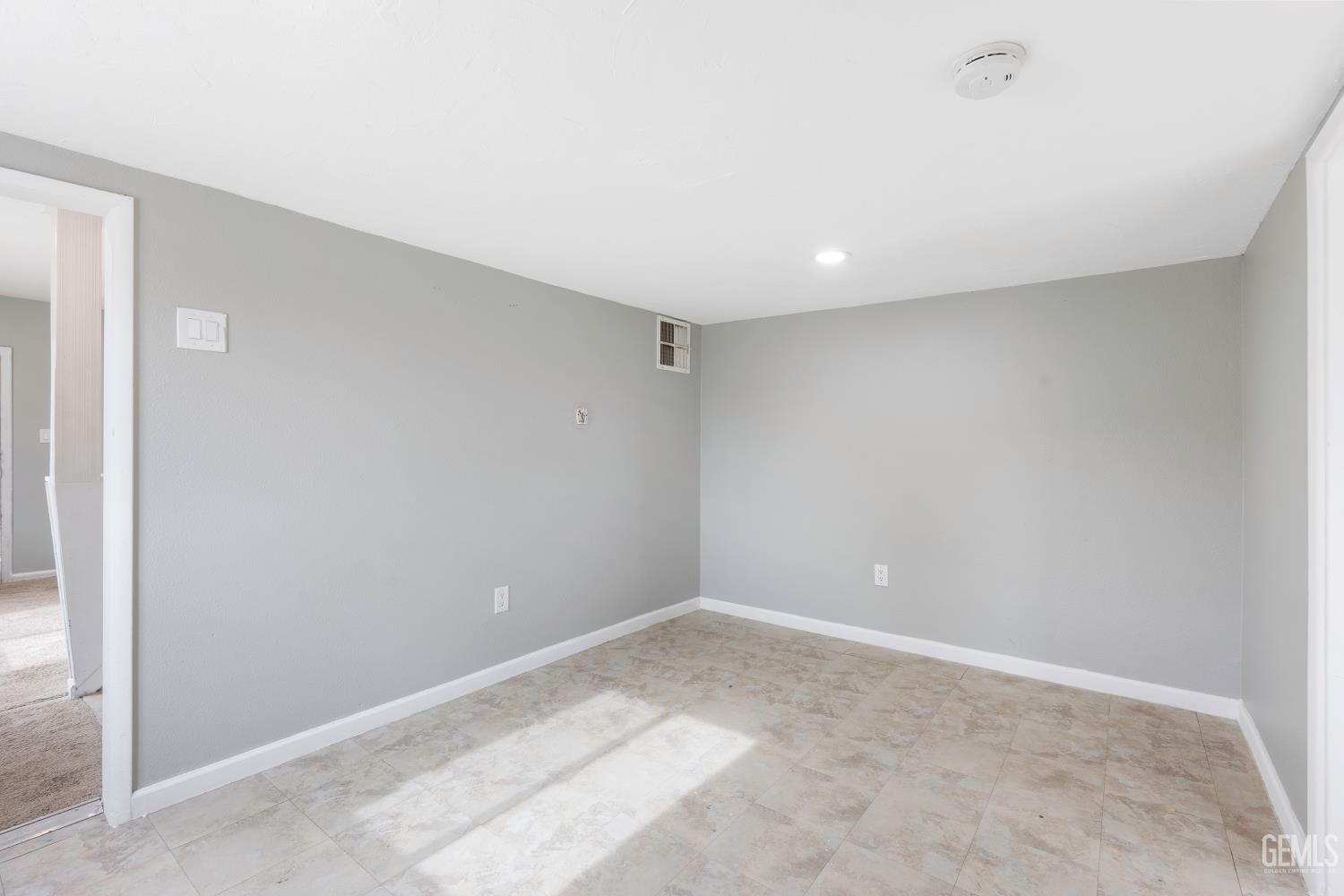 1/2 Buchanan Street, Taft, CA 93268 — photo 12