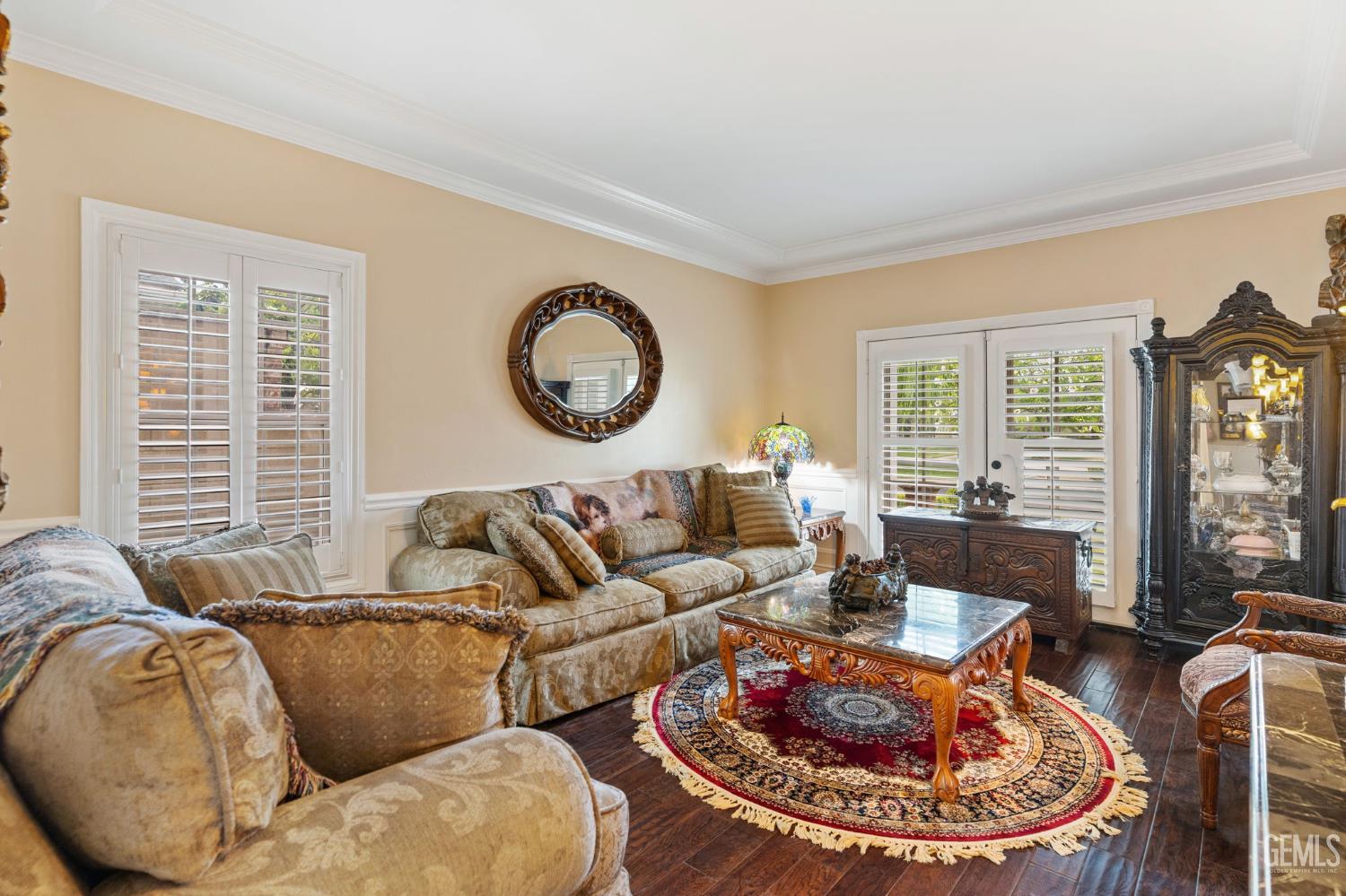 Single Family Residence in Bakersfield, photo 5 of 49