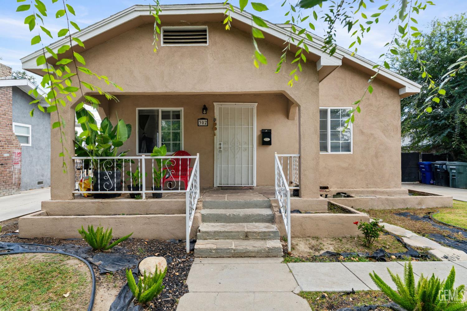 Single Family Residence in Bakersfield