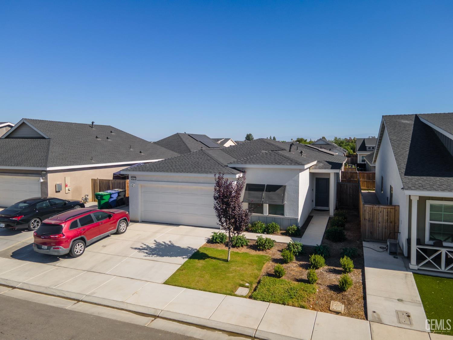Single Family Residence in Shafter
