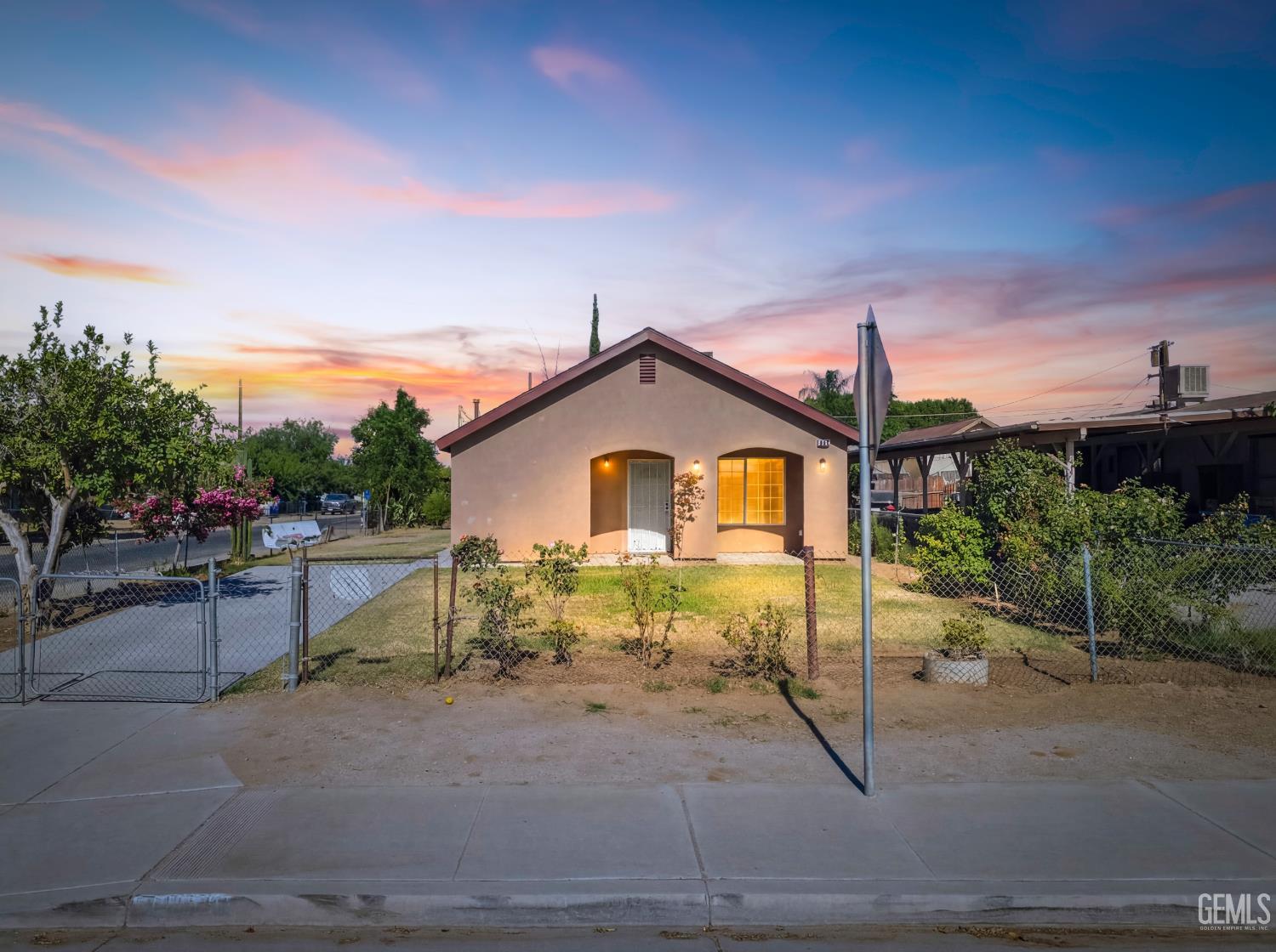 301 N Derby Street, Arvin, CA 93203 — photo 1