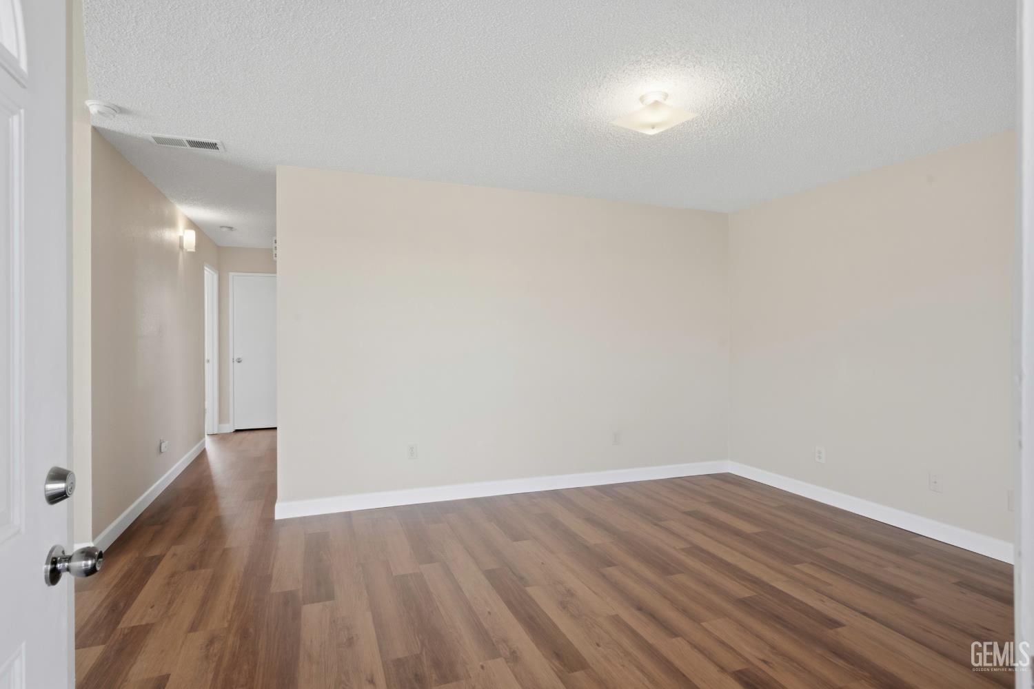301 N Derby Street, Arvin, CA 93203 — photo 8
