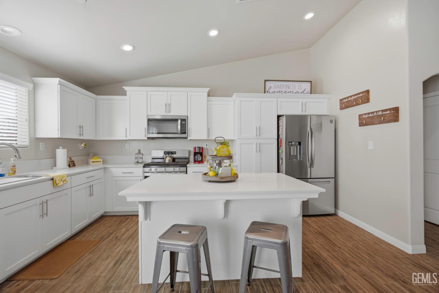 7125 Cattail Creek Way, Bakersfield, CA 93311 — photo 15