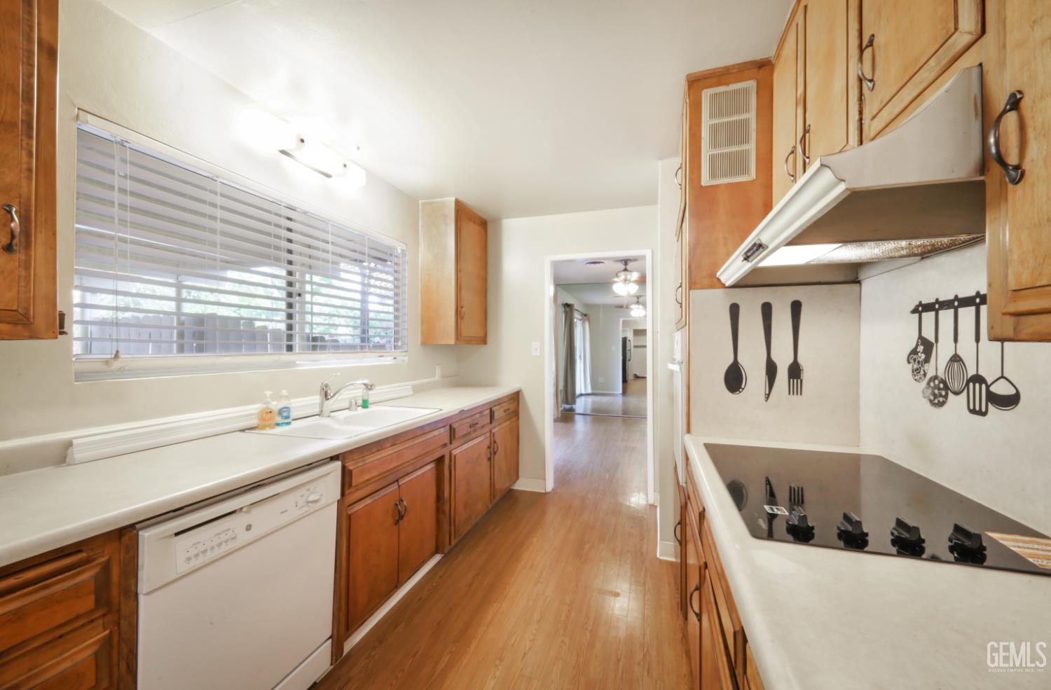 2821 Oswell Street, Bakersfield, CA 93306 — photo 16