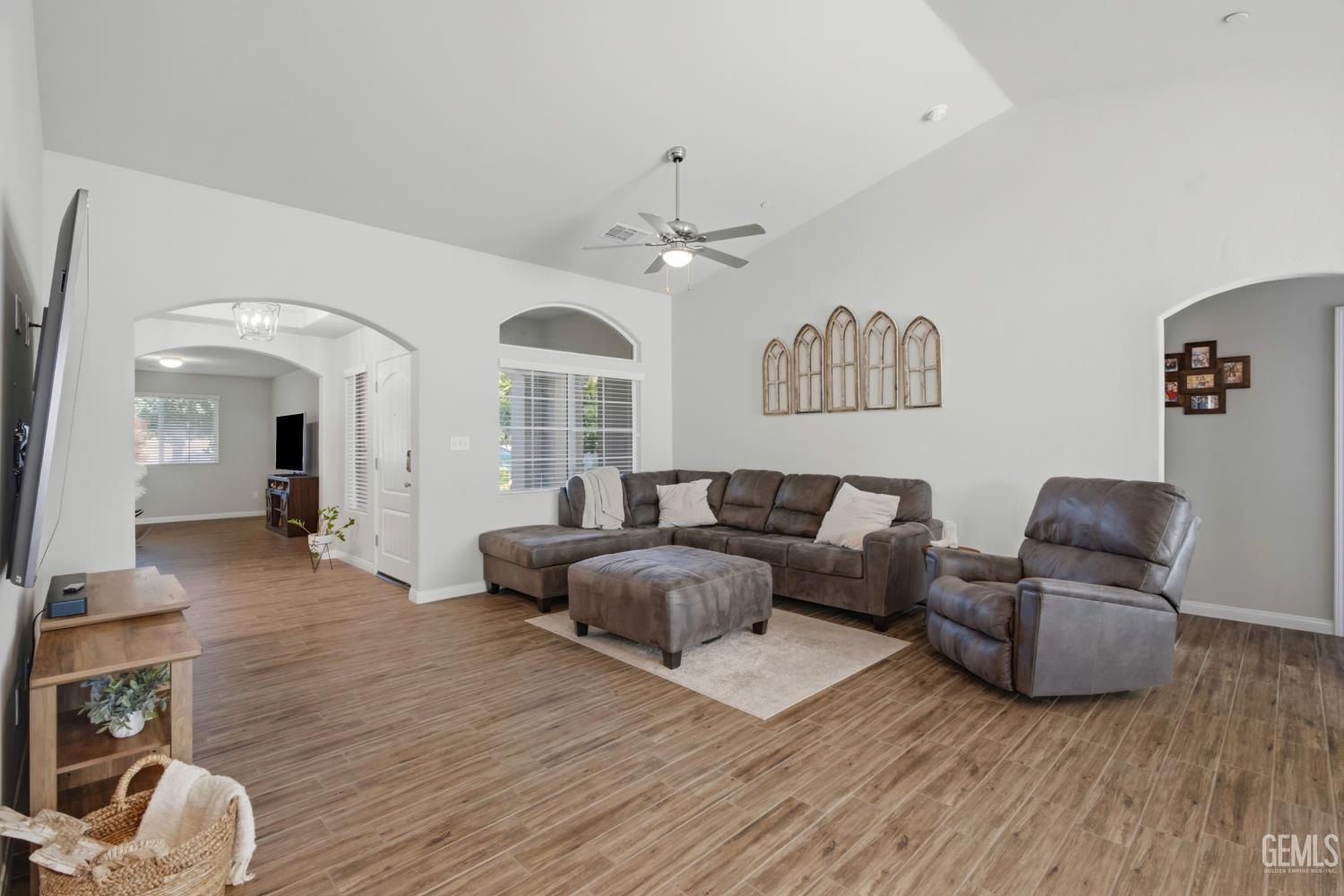 7125 Cattail Creek Way, Bakersfield, CA 93311 — photo 10