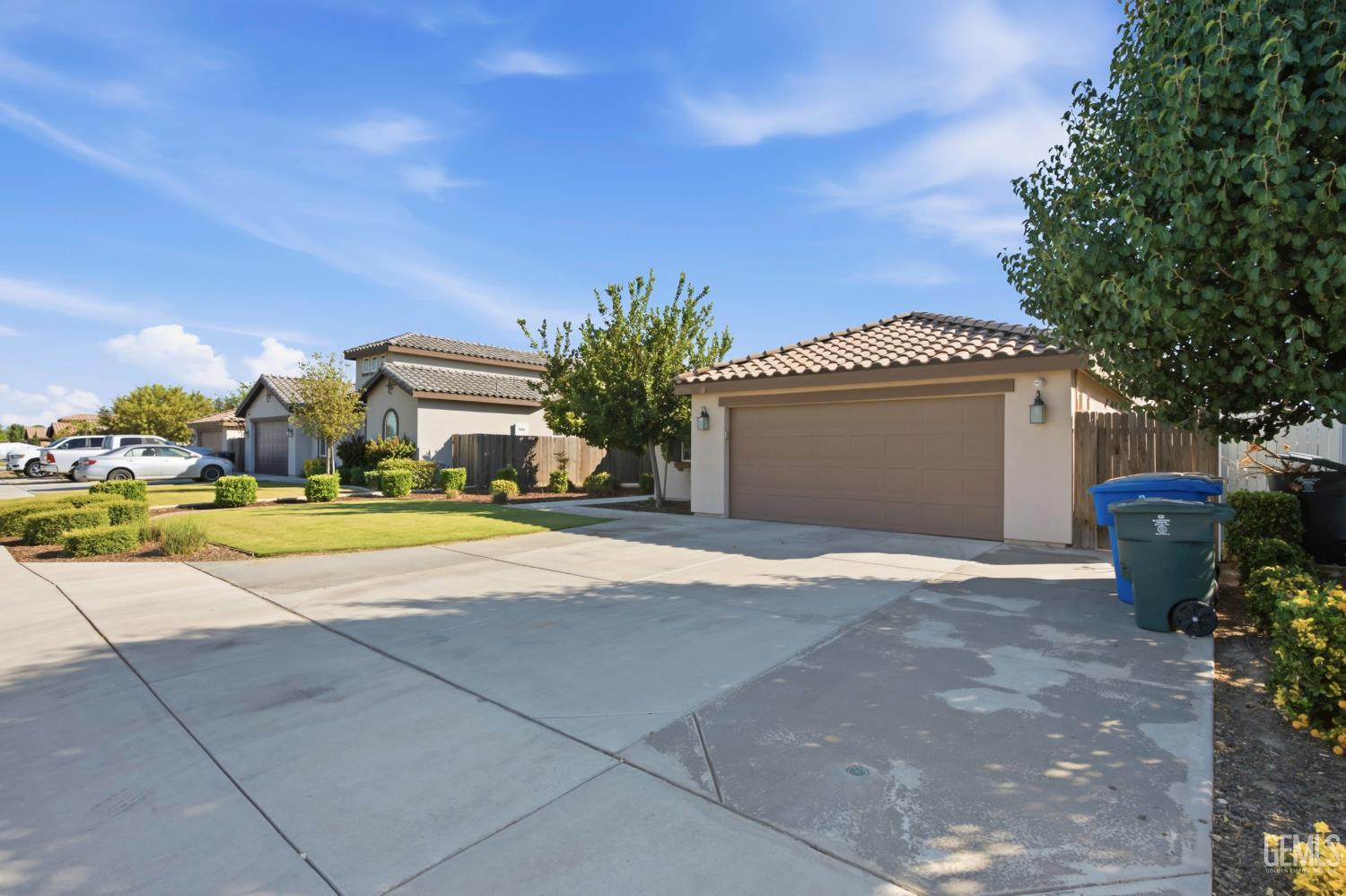 7125 Cattail Creek Way, Bakersfield, CA 93311 — photo 3