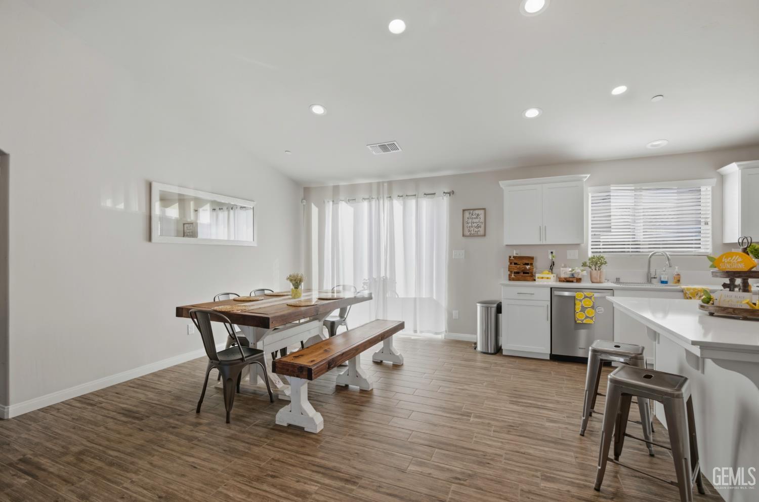 7125 Cattail Creek Way, Bakersfield, CA 93311 — photo 11