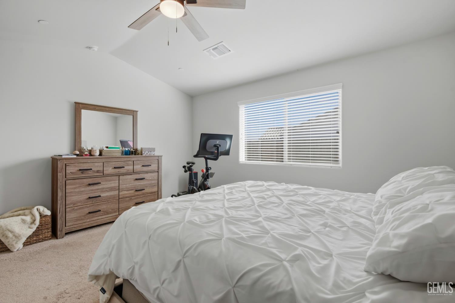 7125 Cattail Creek Way, Bakersfield, CA 93311 — photo 32