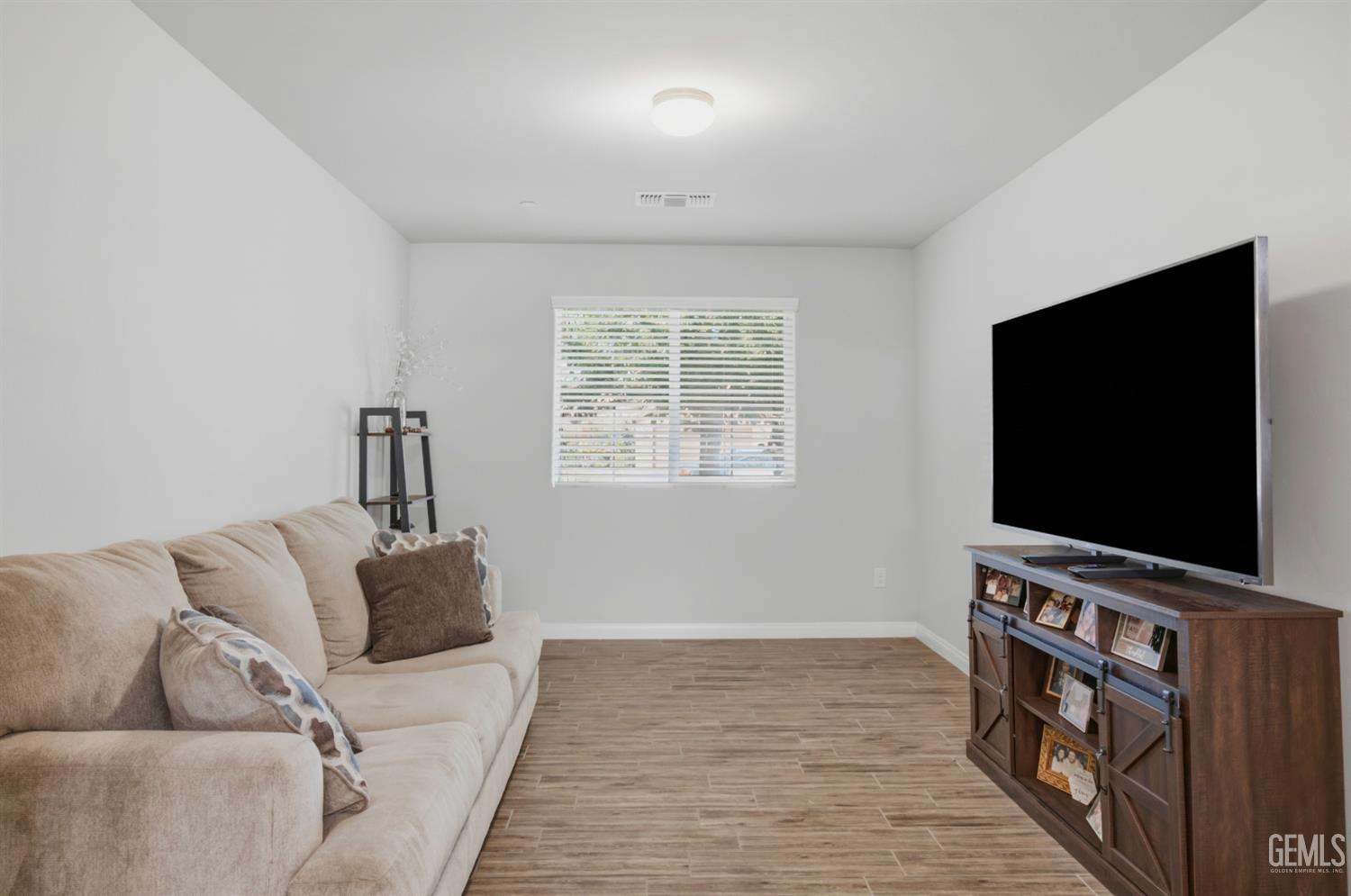 7125 Cattail Creek Way, Bakersfield, CA 93311 — photo 21