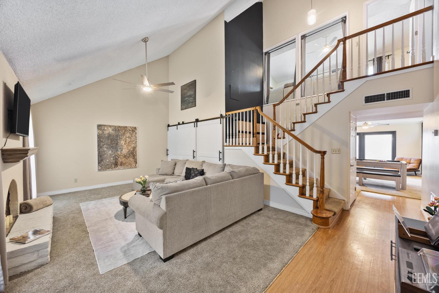 Condominium in Bakersfield, photo 5 of 25
