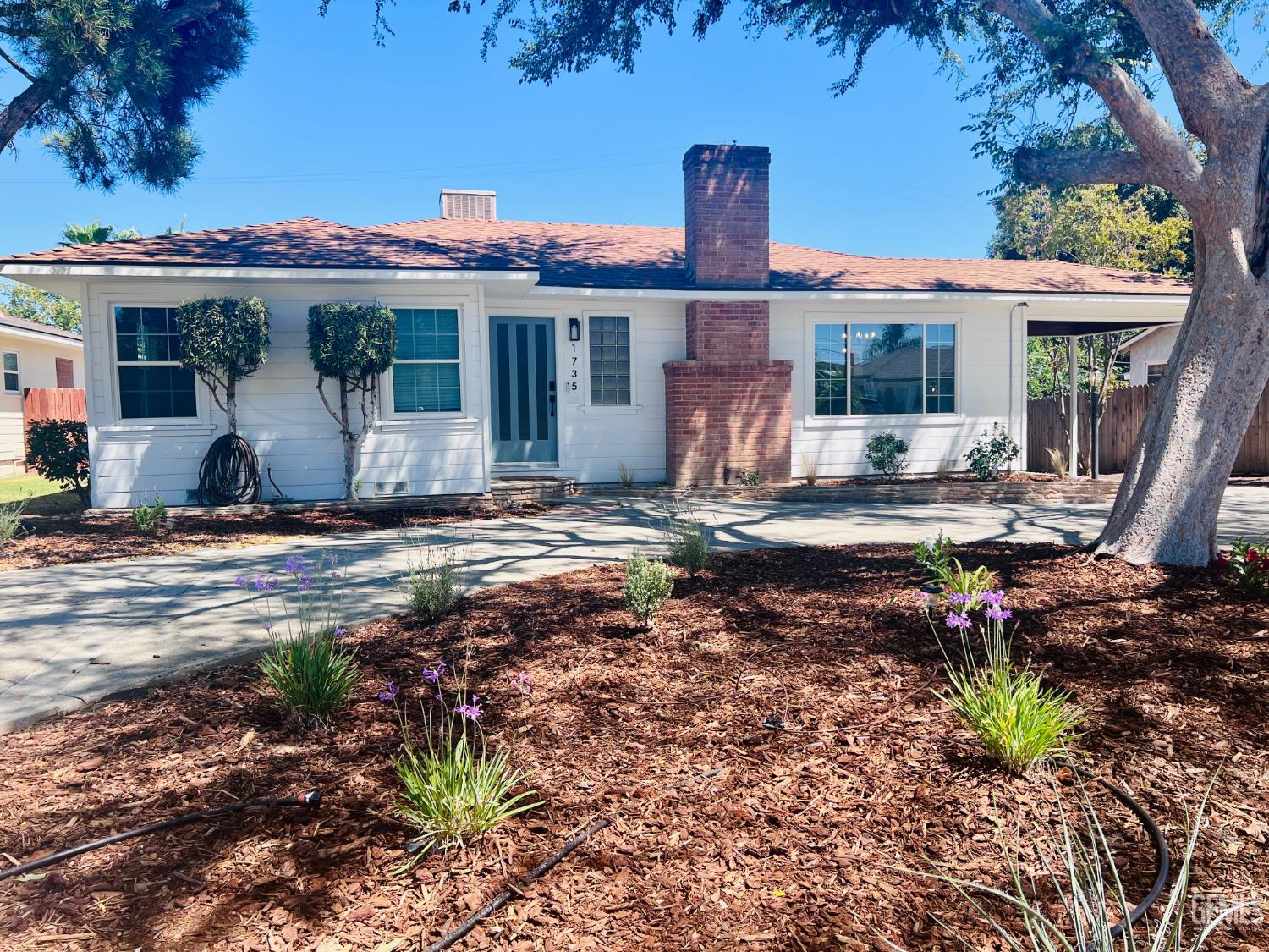 Single Family Residence in Bakersfield