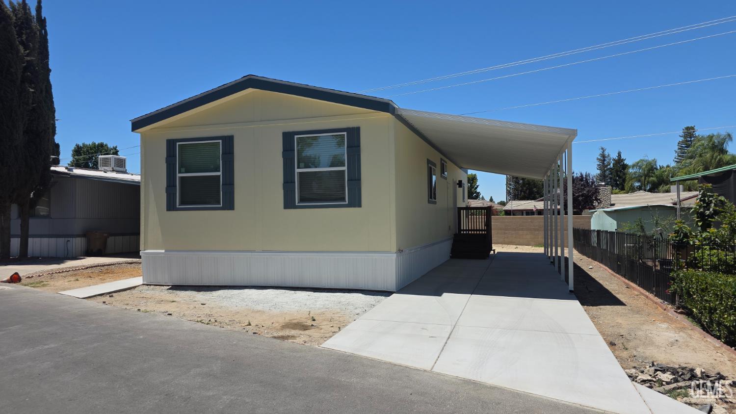 Manufactured Home in Bakersfield