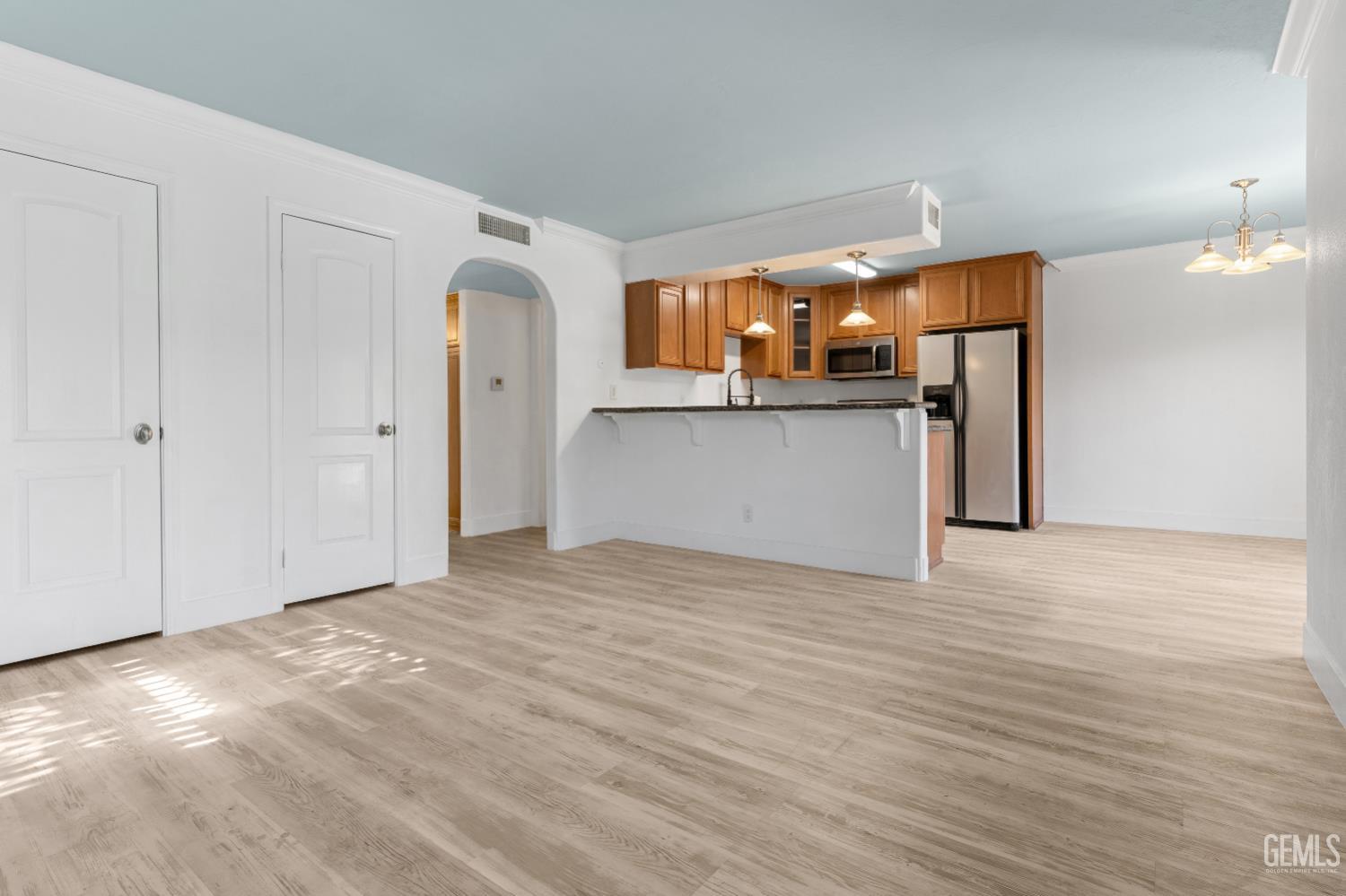 Condominium in Bakersfield, photo 5 of 22