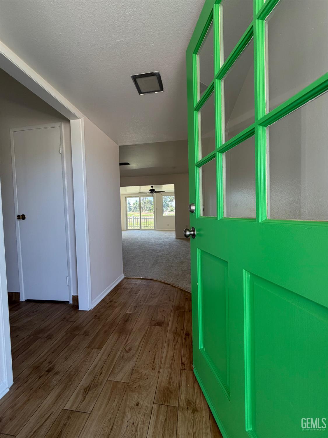 Condominium in Bakersfield, photo 2 of 16
