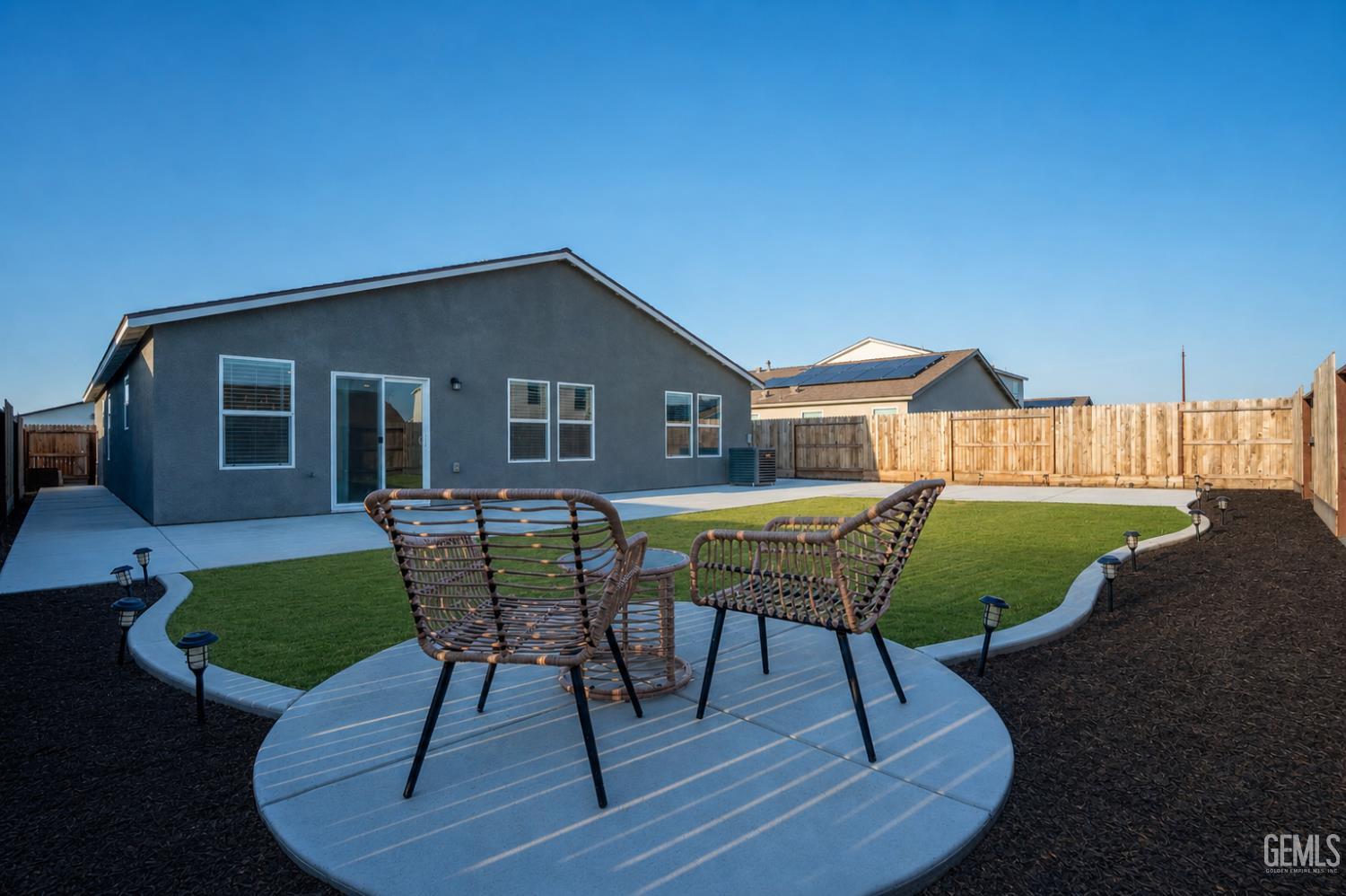 Single Family Residence in Bakersfield, photo 3 of 15