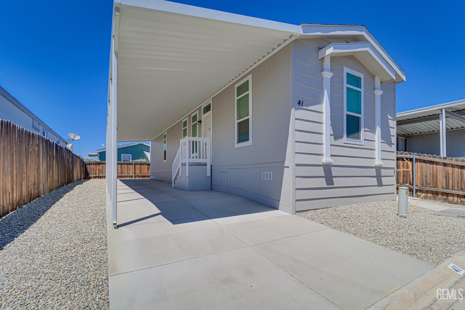 Manufactured Home in Bakersfield