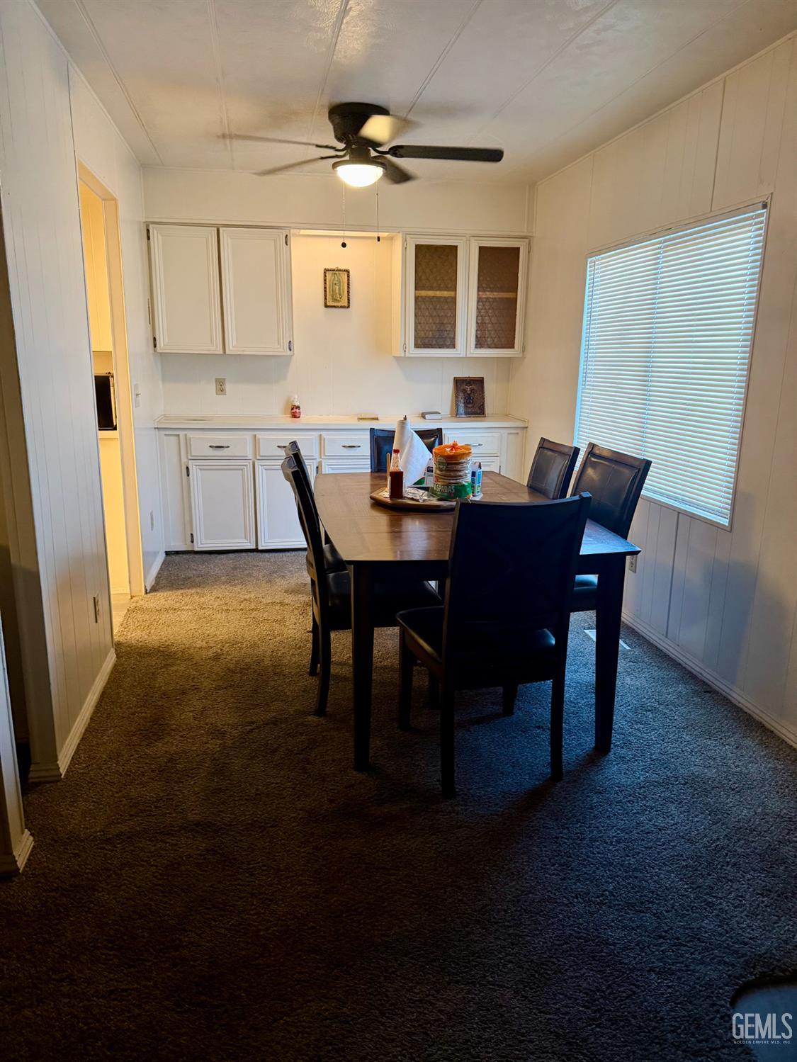 Mobile Home in Bakersfield, photo 3 of 10
